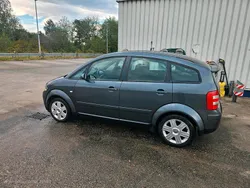 Grau Gebraucht 2002 Audi A2 Sport Kleinwagen | 4.000 € (Etwas zu teuer)