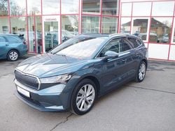 Grau Gebraucht 2021 Skoda Enyaq iV Suite SUV | 29.990 € (Guter Preis)