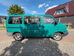 Grün Gebraucht 1999 VW T4 Van | 2.500 € (Guter Preis)
