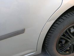 Silber Gebraucht 2004 Ford C-MAX Van / Kleinbus | 1.400 €