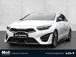 Wd) cararraweiss (weiss Gebraucht 2023 Kia ProCeed GT-Line Kleinwagen | 29.890 € (Etwas zu teuer)