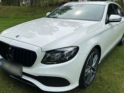 Weiß Gebraucht 2018 Mercedes E220 Kombi | 24.900 € (Fairer Preis)