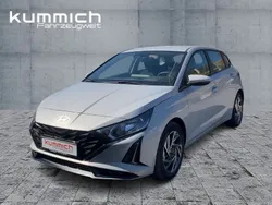 Grau Neu 2025 Hyundai i20 Trend Limousine | 23.510 € (Fairer Preis)