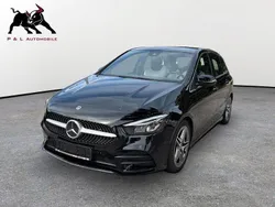 Schwarz Gebraucht 2020 Mercedes B180 AMG line Van / Kleinbus | 23.900 € (Guter Preis)