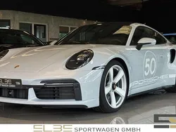 Grau Neu 2025 Porsche 911 Turbo S | 304.850 € (Teuer)