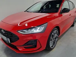 Race rot Gebraucht 2023 Ford Focus ST-Line X Limousine | 19.750 € (Fairer Preis)