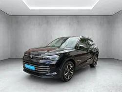 Schwarz Gebraucht 2024 VW Tiguan Elegance SUV | 43.480 € (Teuer)
