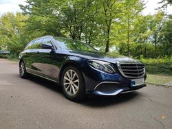Blau Gebraucht 2017 Mercedes E220 Exclusive Kombi | 19.450 € (Fairer Preis)