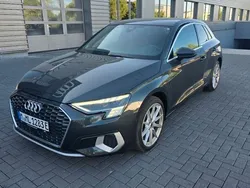 Grau Gebraucht 2021 Audi A3 Sportback e-tron S-Line Limousine | 29.900 € (Fairer Preis)
