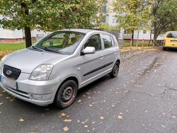 Silber Gebraucht 2006 Kia Picanto Kleinwagen | 1.100 € (Guter Preis)