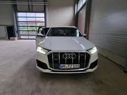 Weiß Gebraucht 2021 Audi Q7 Ambiente SUV | 59.700 € (Fairer Preis)