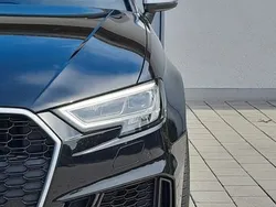 Schwarz Gebraucht 2019 Audi RS3 Sport Kleinwagen | 39.999 €