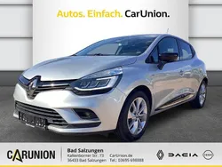 Platingrau metallic Gebraucht 2017 Renault Clio IV LIMITED Limousine | 10.600 € (Fairer Preis)