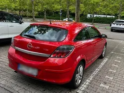 Rot Gebraucht 2008 Opel Astra GTC Coupé | 800 € (Fairer Preis)