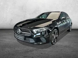 Schwarz Gebraucht 2022 Mercedes A250 Progressive Limousine | 29.420 € (Etwas zu teuer)