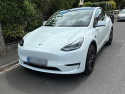 Weiß Gebraucht 2022 Tesla Model Y Performance SUV | 39.900 € (Fairer Preis)