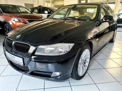 Schwarz Gebraucht 2010 BMW 325 Sport Line Limousine | 7.990 € (Guter Preis)