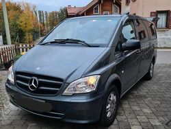 Grau Gebraucht 2011 Mercedes Vito Van / Kleinbus | 9.200 €