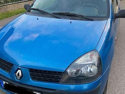 Gebraucht 2002 Renault Clio II Authentique Kleinwagen | 950 € (Superpreis)
