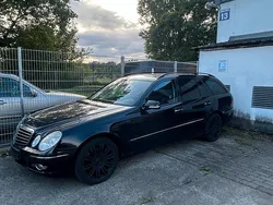 Schwarz Gebraucht 2008 Mercedes E320 Kombi | 3.000 € (Superpreis)