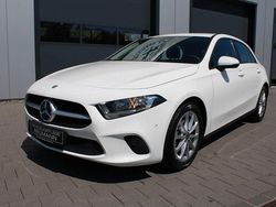 Weiß Gebraucht 2024 Mercedes A200 Limousine | 27.990 € (Guter Preis)