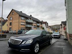 Blau Gebraucht 2012 Mercedes E350 Limousine | 11.000 € (Fairer Preis)