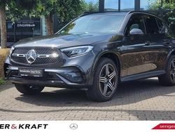 Grau Gebraucht 2025 Mercedes GLC300e SUV | 74.779 €