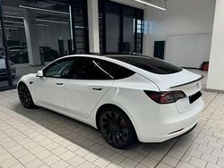 Weiß Gebraucht 2021 Tesla Model 3 Performance Limousine | 29.499 € (Fairer Preis)