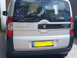 Silber Gebraucht 2010 Peugeot Bipper Van / Kleinbus | 4.900 € (Fairer Preis)