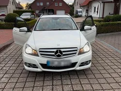 Weiß Gebraucht 2012 Mercedes C220 Avantgarde Kombi | 4.950 € (Fairer Preis)