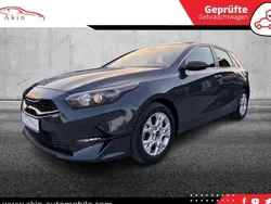 Grau Gebraucht 2022 Kia Ceed Limousine | 14.990 € (Fairer Preis)