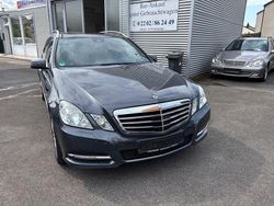 Grau Gebraucht 2012 Mercedes E350 Avantgarde Limousine | 13.999 € (Fairer Preis)