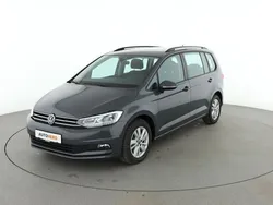 Grau Gebraucht 2024 VW Touran Comfortline Van / Kleinbus | 38.040 € (Etwas zu teuer)