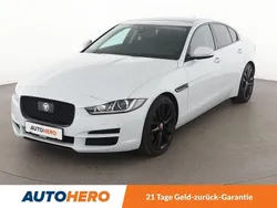 Weiß Gebraucht 2018 Jaguar XE Portfolio Limousine | 19.790 € (Fairer Preis)