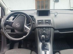 Schwarz Gebraucht 2016 Opel Meriva Edition Van / Kleinbus | 3.999 € (Guter Preis)