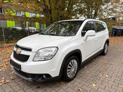 Weiß Gebraucht 2012 Chevrolet Orlando Van / Kleinbus | 4.999 € (Fairer Preis)