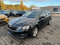 Schwarz Gebraucht 2019 Skoda Octavia Soleil Kombi | 7.990 € (Superpreis)
