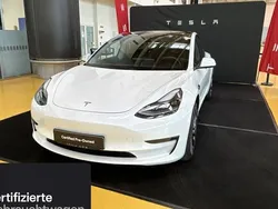 Weiß Gebraucht 2021 Tesla Model 3 Performance Limousine | 30.800 € (Fairer Preis)