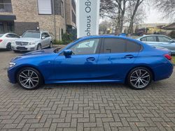 Blau Gebraucht 2021 BMW 320 M Sport Limousine | 24.100 € (Fairer Preis)