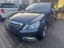 Grau Gebraucht 2010 Mercedes E350 Kombi | 5.990 € (Superpreis)