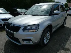 Silber Gebraucht 2015 Skoda Yeti Ambition SUV | 9.550 € (Fairer Preis)