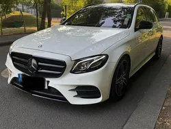Schwarz Gebraucht 2017 Mercedes E220 AMG line Kombi | 21.949 €