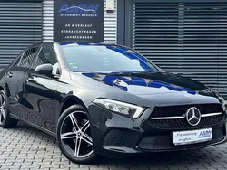 Schwarz Gebraucht 2020 Mercedes A200 Night Limousine | 25.700 € (Fairer Preis)