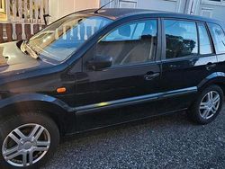 Gebraucht 2003 Ford Fusion Kleinwagen | 1.300 €