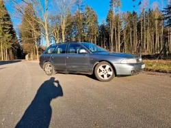 Silber Gebraucht 2000 Audi A4 S-Line Kombi | 2.800 € (Fairer Preis)
