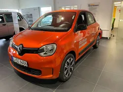 Valencia orange Gebraucht 2022 Renault Twingo Zen Kleinwagen | 12.990 € (Etwas zu teuer)
