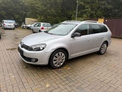 Silber Gebraucht 2011 VW Golf VI Style Kombi | 2.900 € (Superpreis)
