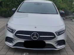 Silber Gebraucht 2019 Mercedes A180 AMG line Limousine | 25.500 € (Etwas zu teuer)