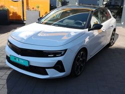 Jade weiss Gebraucht 2022 Opel Astra Ultimate Limousine | 24.990 € (Teuer)