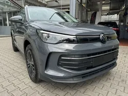 Grau Gebraucht 2024 VW Tiguan Life SUV | 44.850 € (Superpreis)